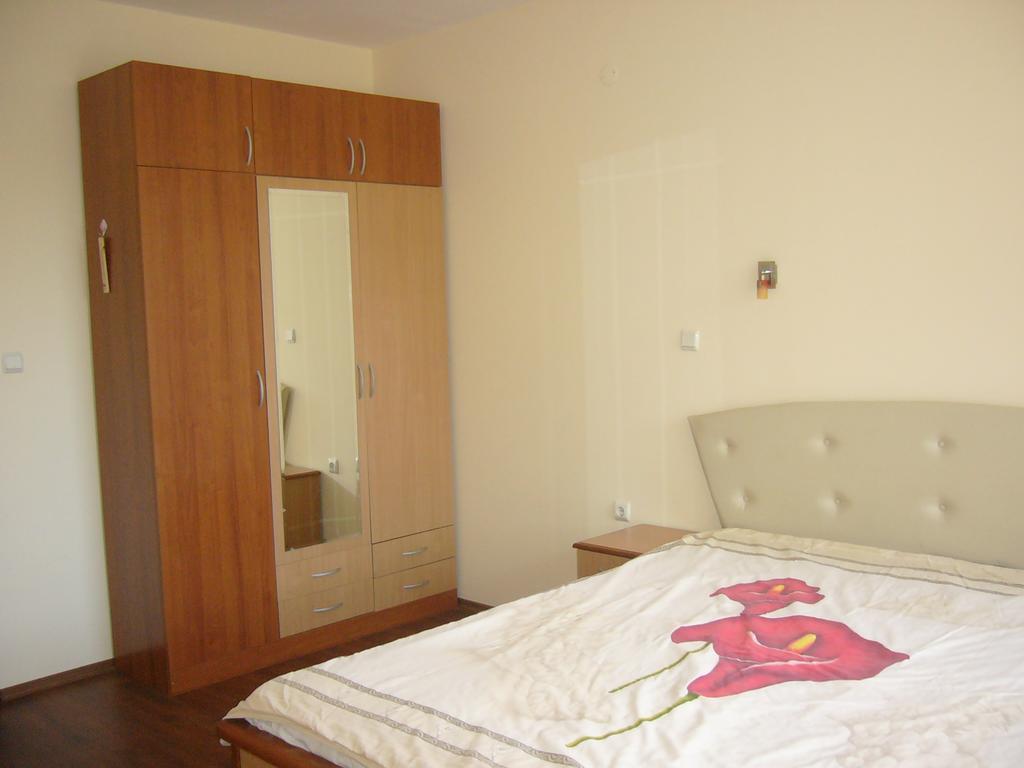 Apartments Yalta Golden Sands Exterior foto